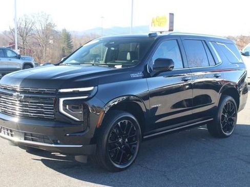 Used 2025 Chevrolet Tahoe High Country image 1