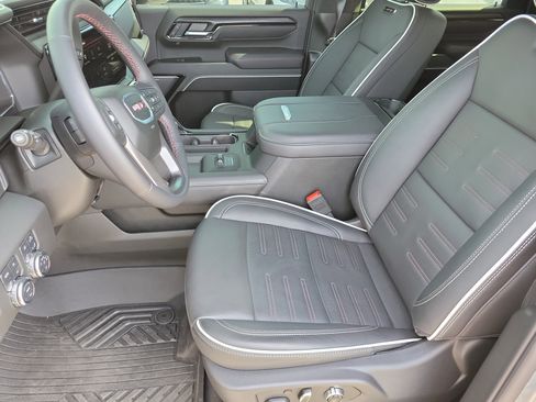Used 2025 GMC Sierra 2500 AT4X w/ AT4X AEV Edition AWD/4WD image 9