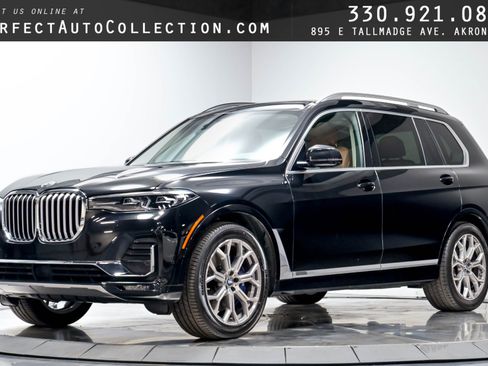 Used 2022 BMW X7 xDrive40i w/ Executive Package AWD/4WD image 1
