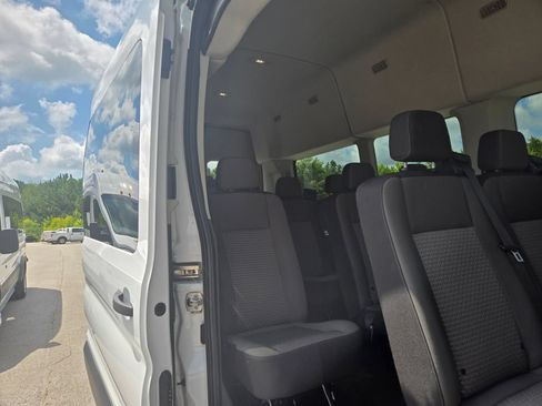 Used 2024 Ford Transit 350 XL RWD image 8