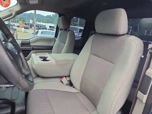 Used 2015 Ford F150 XL w/ Equipment Group 101A Mid AWD/4WD image 25