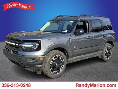 Used 2023 Ford Bronco Sport Outer Banks w/ Tech Package AWD/4WD image 1