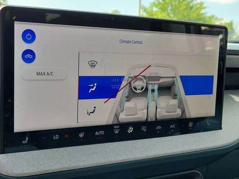 New 2026 Ford Maverick XLT w/ Equipment Group 301A image 23