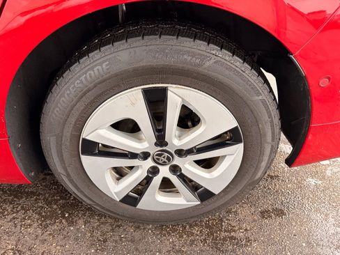 Used 2017 Toyota Prius Two w/ Prius Two Safety Plus Package image 42