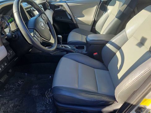 Used 2013 Toyota RAV4 Limited image 30