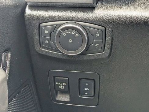Used 2018 Ford F150 XLT w/ Equipment Group 302A Luxury AWD/4WD image 21