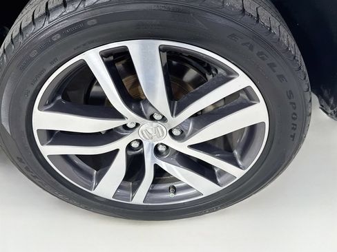 Used 2018 Honda Pilot Touring image 43