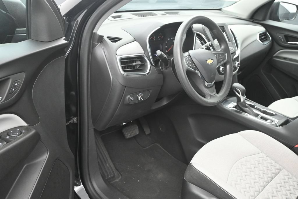 Used 2024 Chevrolet Equinox LS FWD image 10