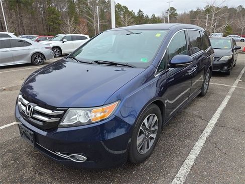 Used 2015 Honda Odyssey Touring image 7