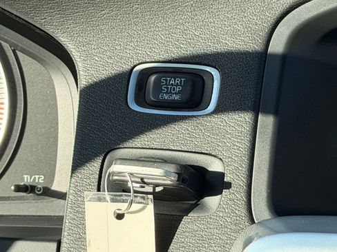 Used 2013 Volvo S60 T6 image 35