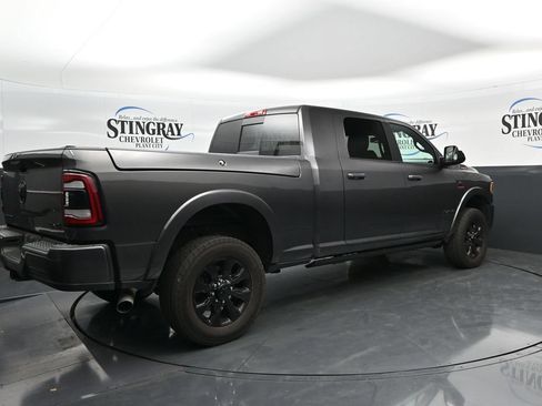 Used 2021 RAM 2500 Limited w/ Night Edition AWD/4WD image 7