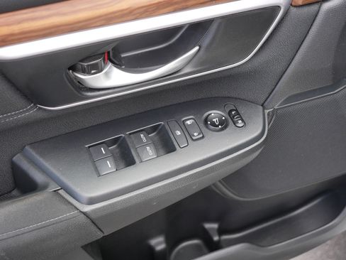 Used 2017 Honda CR-V EX image 19