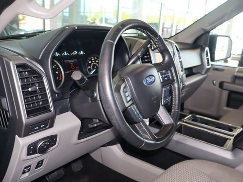Used 2020 Ford F150 XLT w/ Equipment Group 302A Luxury AWD/4WD image 16