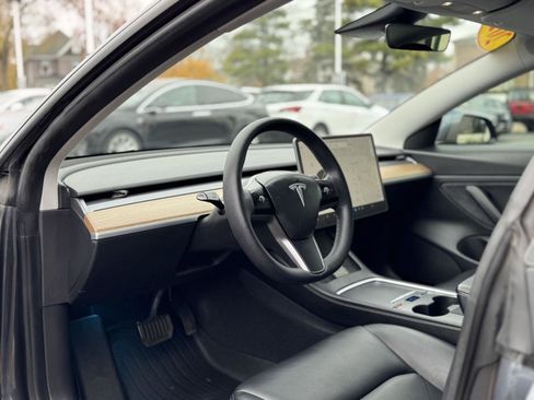 Used 2021 Tesla Model 3 Long Range image 22