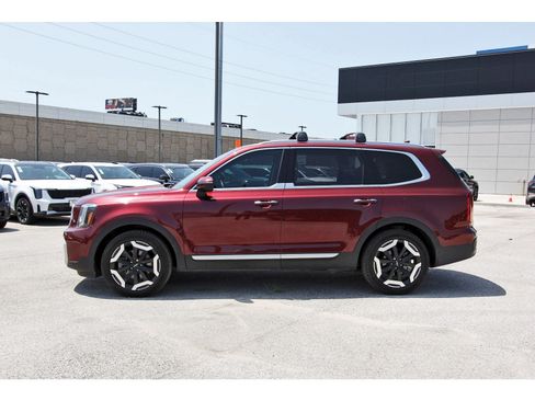 Certified 2023 Kia Telluride S w/ S Sunroof Package AWD/4WD image 6