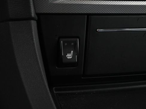 Used 2007 Chrysler 300 SRT8 RWD image 17
