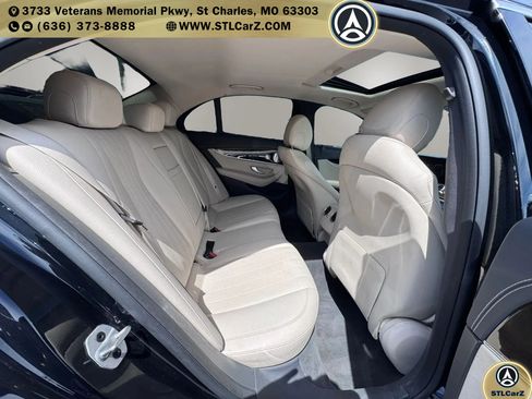Used 2021 Mercedes-Benz E 350 Sedan w/ Premium Package image 13