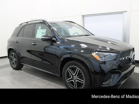 Used 2025 Mercedes-Benz GLE 580 4MATIC image 1