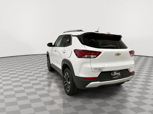 Certified 2025 Chevrolet TrailBlazer LT AWD/4WD image 8