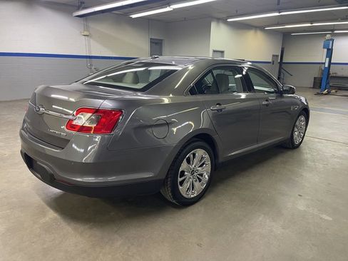 Used 2011 Ford Taurus Limited w/ 302A Rapid Spec Order Code image 7