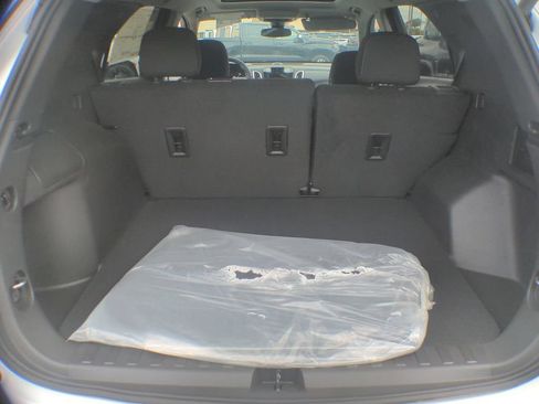 Used 2023 Chevrolet Equinox LT FWD image 25