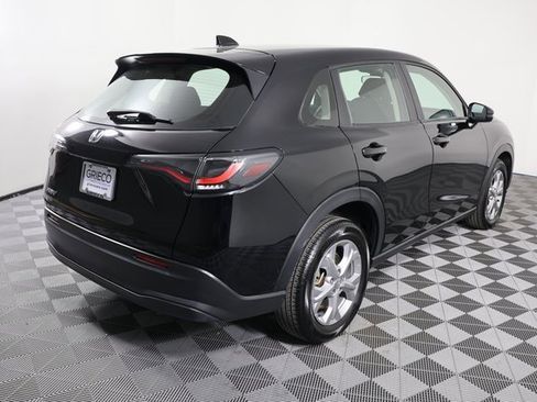 Certified 2023 Honda HR-V LX image 8