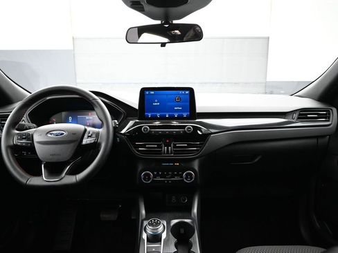 Used 2025 Ford Escape ST-Line FWD image 23