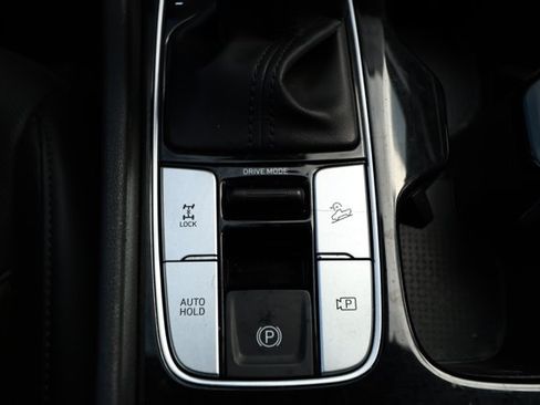 Used 2023 Hyundai Santa Cruz Limited AWD/4WD image 19