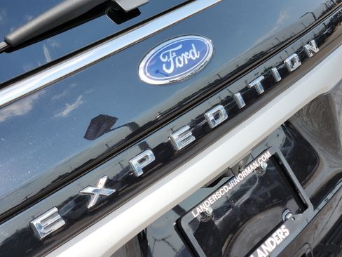 Used 2022 Ford Expedition Max XLT RWD image 12