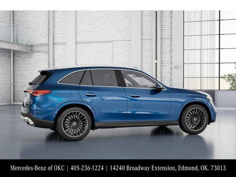 New 2026 Mercedes-Benz GLC 300 4MATIC image 18