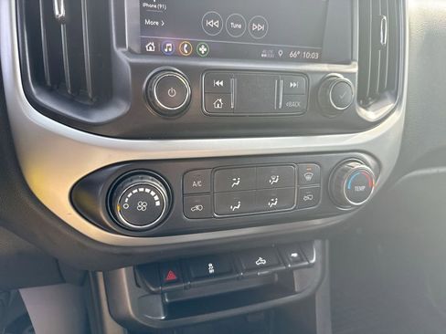 Used 2020 Chevrolet Colorado LT image 34
