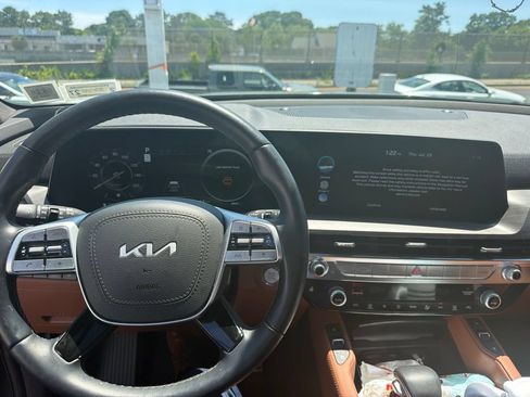 Used 2025 Kia Telluride SX Prestige X-Line AWD/4WD image 3