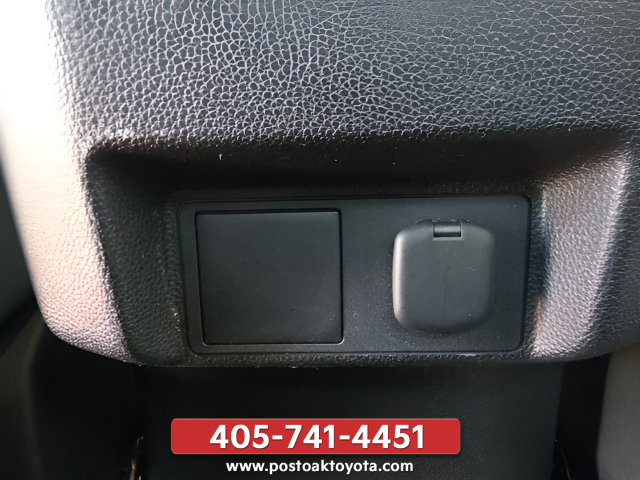 Used 2024 Toyota Tacoma SR5 AWD/4WD image 25