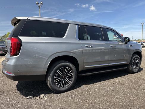New 2026 GMC Yukon XL Elevation w/ Elevation Premium Package AWD/4WD image 3
