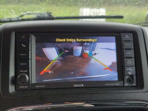 Used 2020 Dodge Grand Caravan SXT FWD image 9