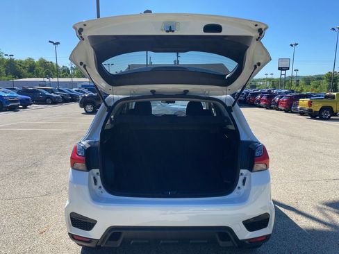 Used 2020 Mitsubishi Outlander Sport ES AWD/4WD image 14