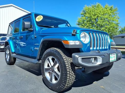 Used 2020 Jeep Wrangler Unlimited Sahara w/ Cold Weather Group AWD/4WD image 7