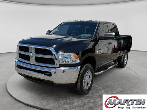 Used 2015 RAM 2500 Tradesman w/ Chrome Appearance Group AWD/4WD image 1