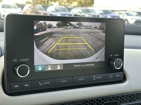 Used 2025 Honda HR-V LX image 19