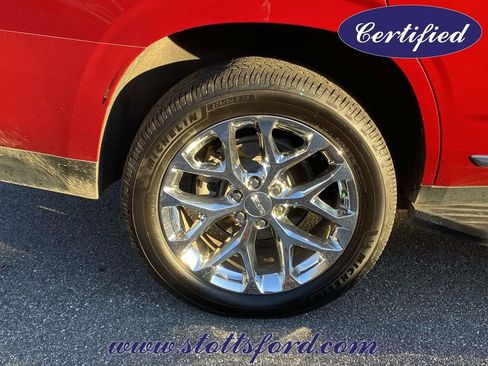 Used 2021 GMC Yukon SLT image 7