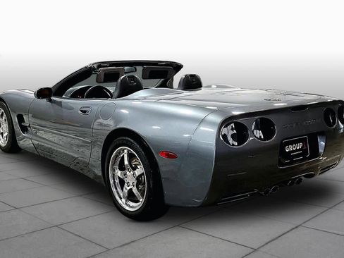 Used 2003 Chevrolet Corvette Convertible w/ Preferred Equipment Group1 RWD image 12