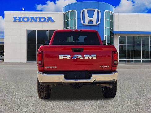 Used 2026 RAM 2500 Big Horn AWD/4WD image 4