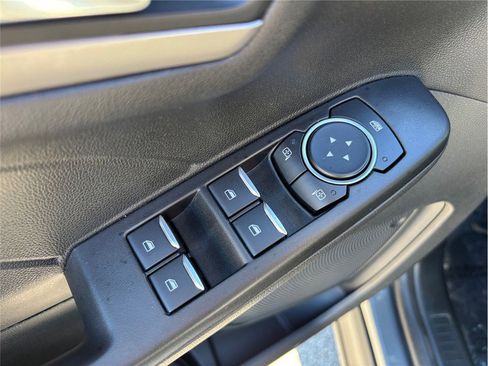 Used 2021 Ford Escape SEL image 22