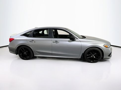 Used 2022 Honda Civic Sport image 4