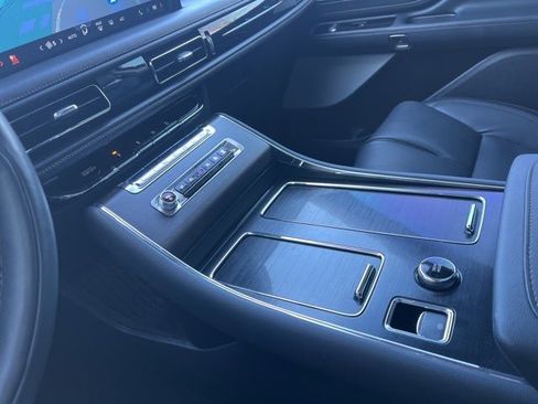 Used 2025 Lincoln Aviator Reserve w/ Equipment Group 201A image 38