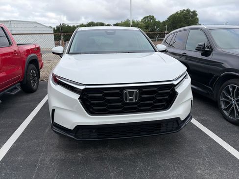 Used 2026 Honda CR-V EX-L image 2