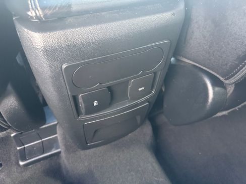 Used 2023 Ford Explorer XLT w/ Equipment Group 202A AWD/4WD image 23