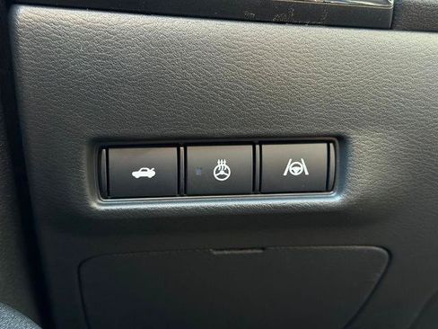 New 2026 Nissan Sentra SR w/ SR Premium Package FWD image 25