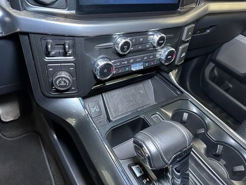 Certified 2022 Ford F150 Lariat w/ Equipment Group 502A High image 46