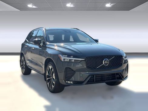 New 2026 Volvo XC60 B5 Plus w/ Protection Package Premier AWD/4WD image 7